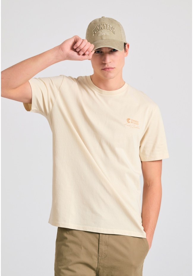 Relaxed fit t-shirt με ethnic look τύπωμα