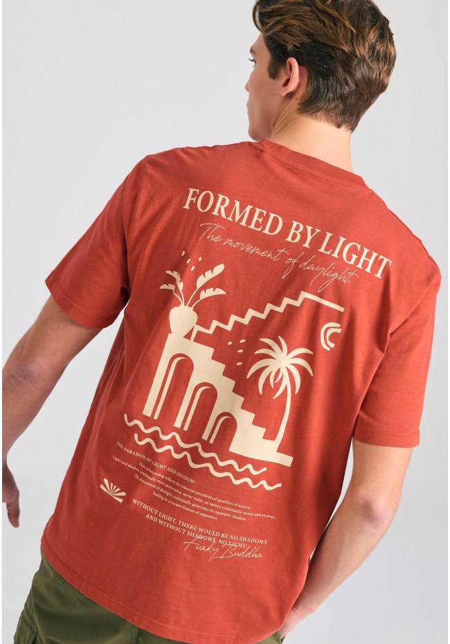 Relaxed fit t-shirt με ethnic look τύπωμα