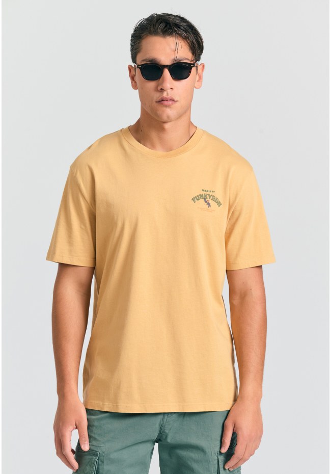 Relaxed t-shirt with tropical print on the back