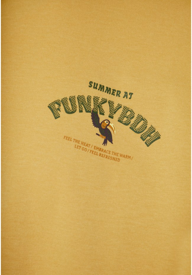 Relaxed t-shirt with tropical print on the back