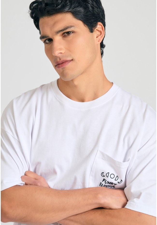 Oversized t-shirt με γραφικό τύπωμα στην πλάτη