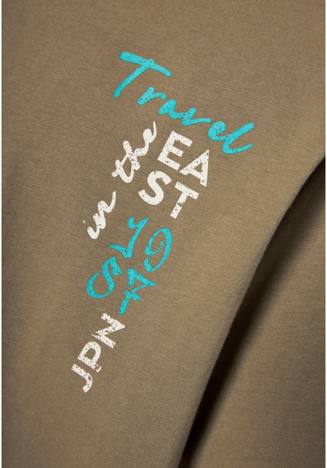 Relaxed fit με graphic τύπωμα στην πλάτη