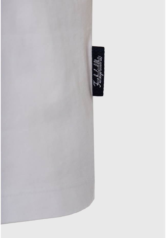 Relaxed fit t-shirt with print on the back