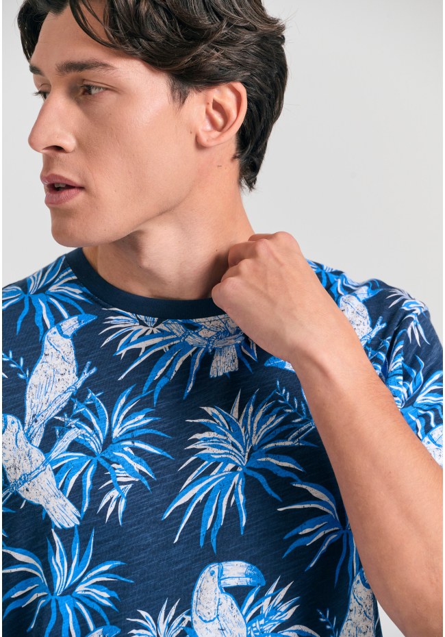 T-shirt με all over τύπωμα