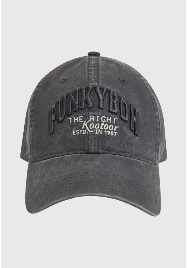 Men's cap with branded embroidery