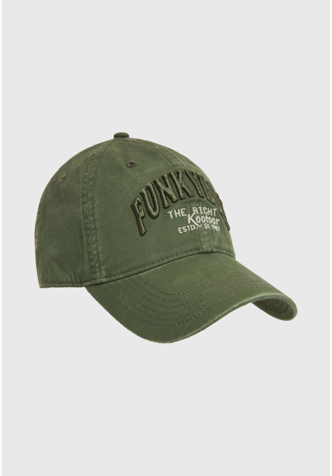 Men's cap with branded embroidery