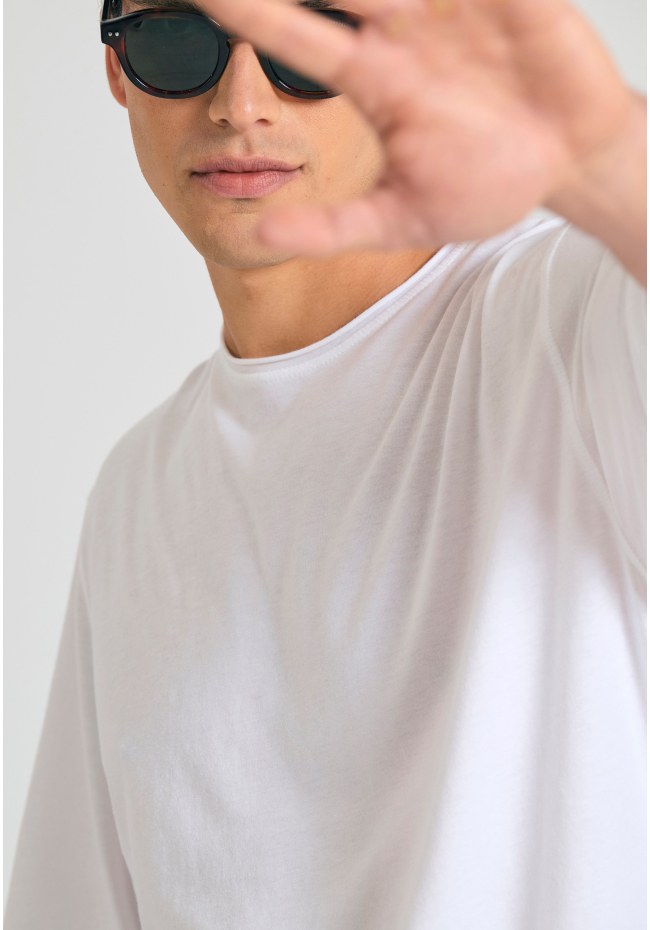 Relaxed fit t-shirt με raw edges