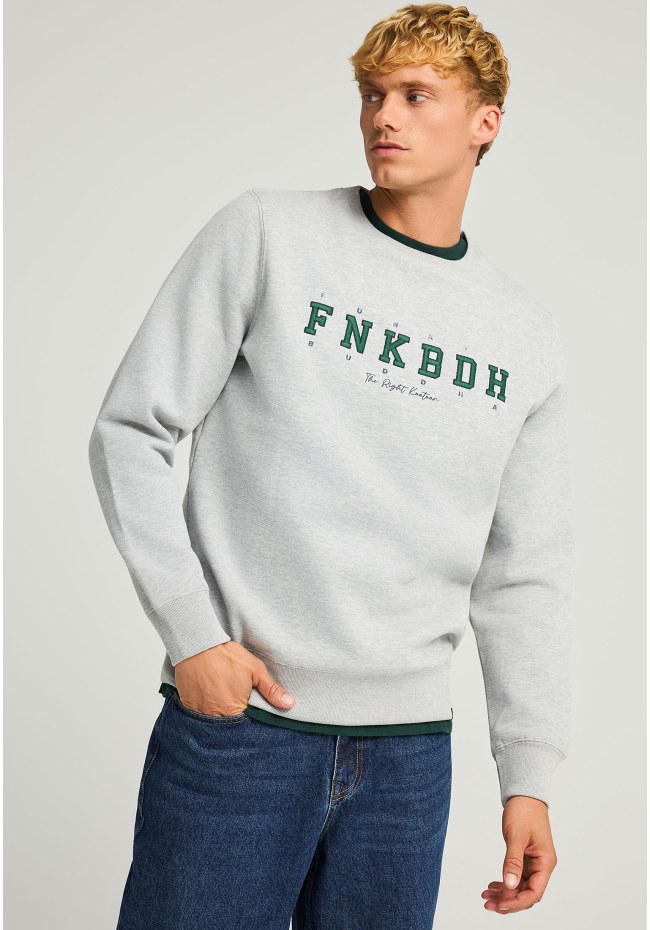 Relaxed fit φούτερ με κέντημα στο στήθος