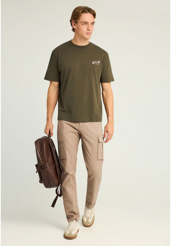 Relaxed t-shirt με vintage τύπωμα στην πλάτη