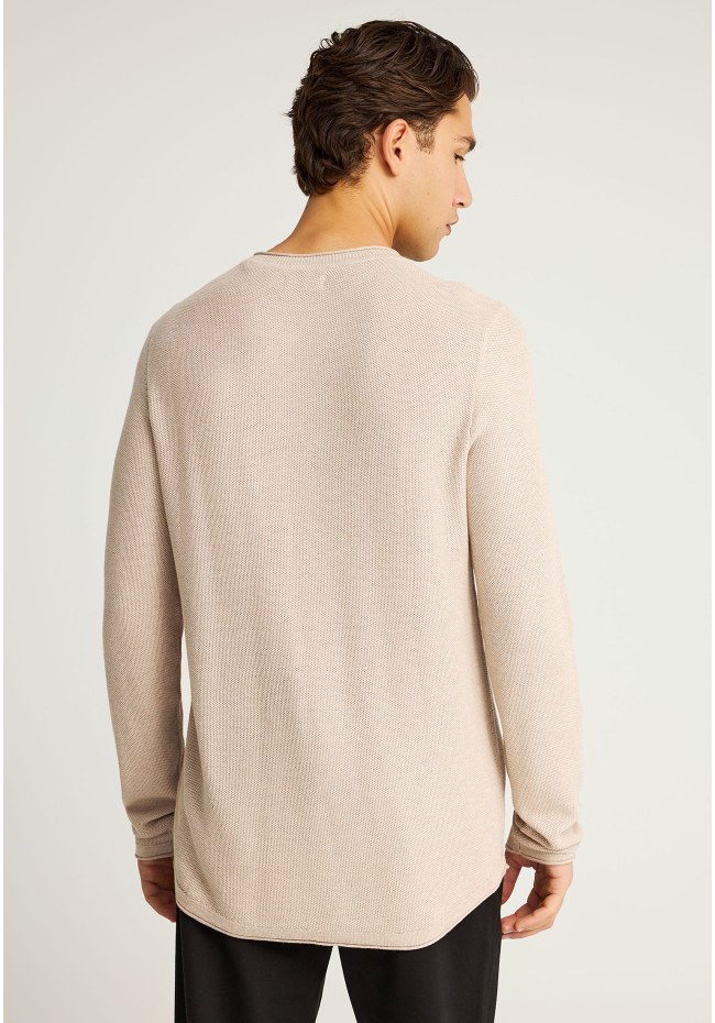 Ανδρική μονόχρωμη πλεκτή μπλούζα με λαιμόκοψη