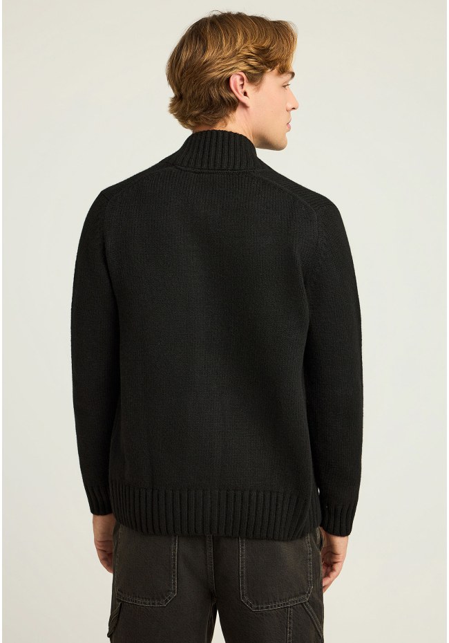 Ανδρική πλεκτή ζακέτα με ψηλή λαιμόκοψη