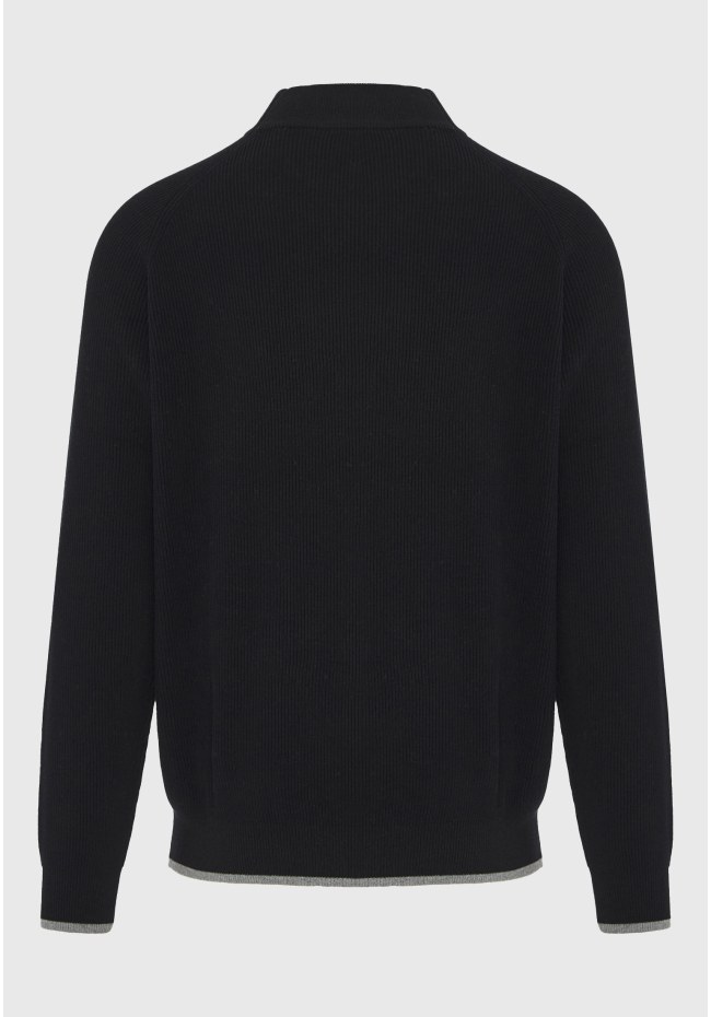 Men's knitted cotton mock neck sweater