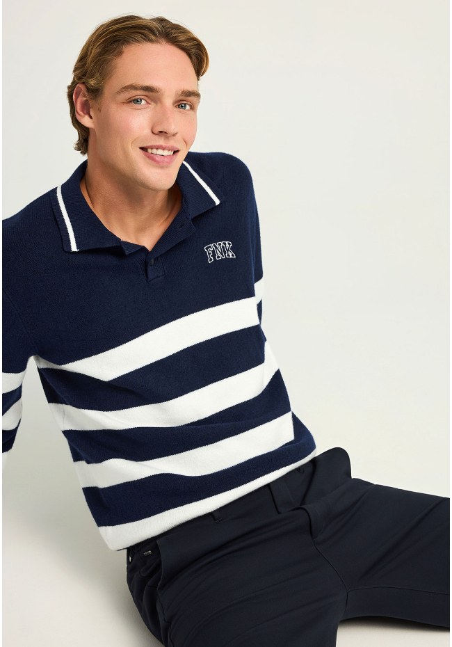 Men's striped knitted sweater with collar