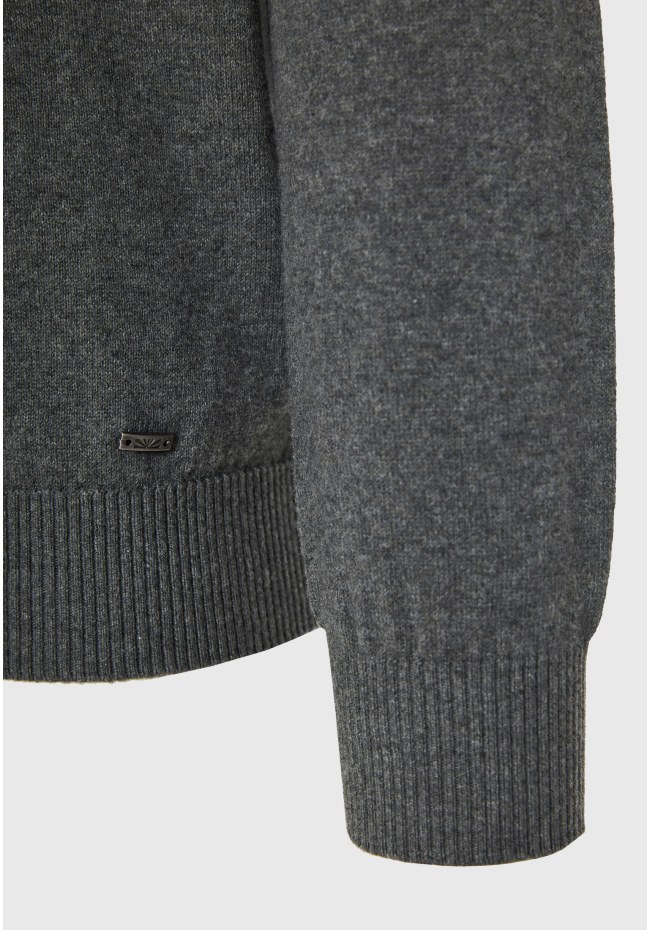 Men's knitted polo sweater