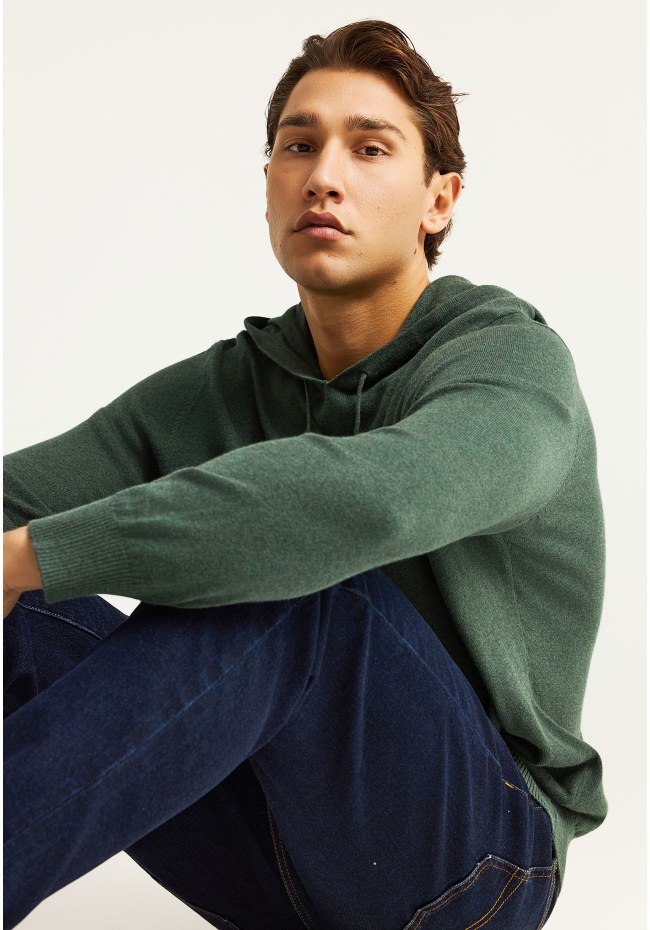 Men's knitted hoodie