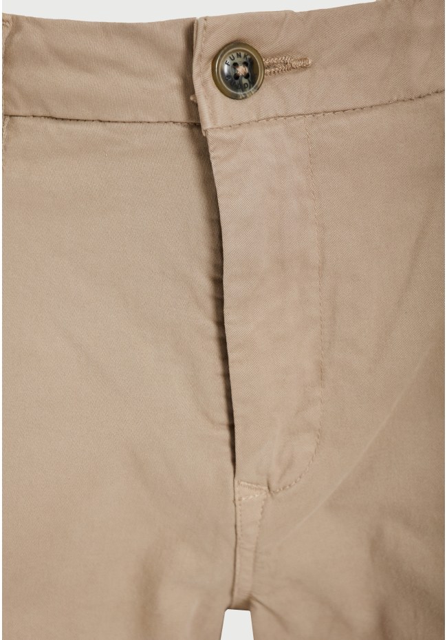 Ανδρική βερμούδα chino - The essentials