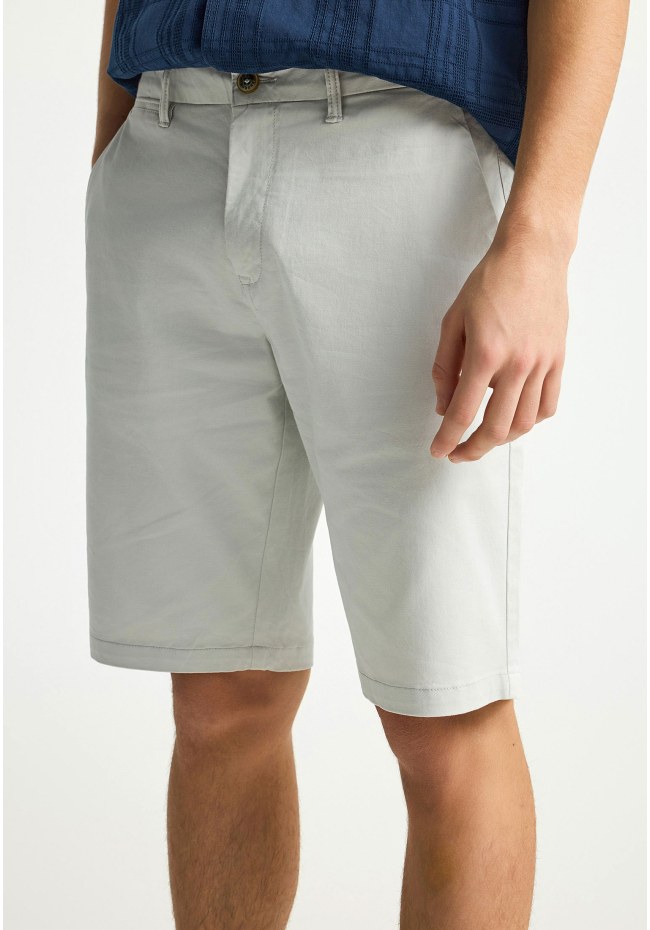 Ανδρική βερμούδα chino - The essentials