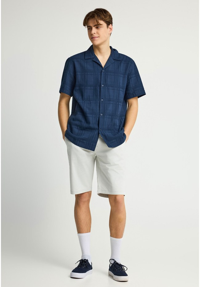 Ανδρική βερμούδα chino - The essentials