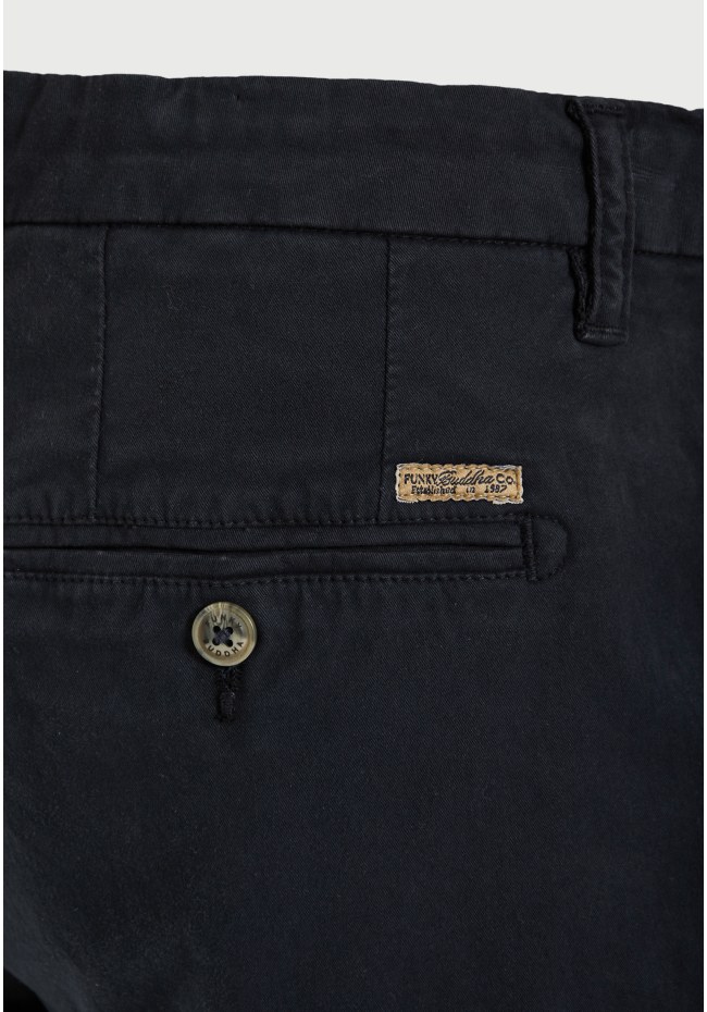 Ανδρική βερμούδα chino - The essentials