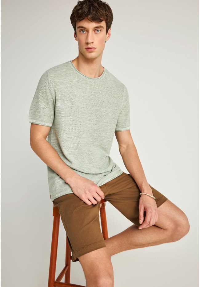 Ανδρική βερμούδα chino - The essentials