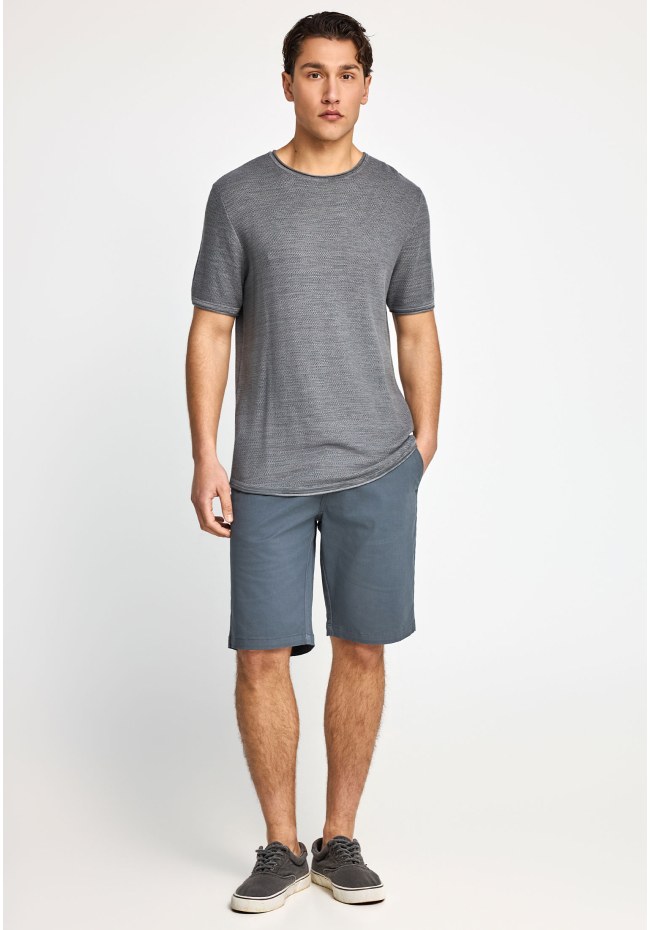 Regular fit garment dyed crew neck pullover