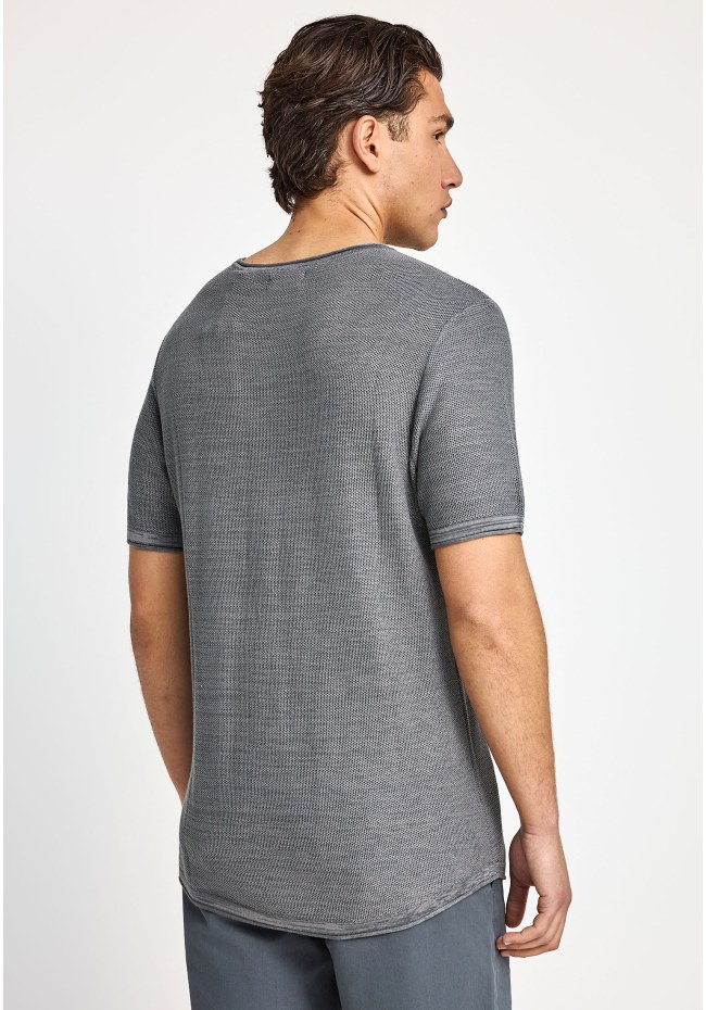 Regular fit garment dyed crew neck pullover
