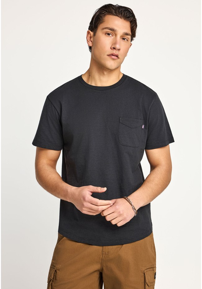 T-shirt με τσέπη στο στήθος