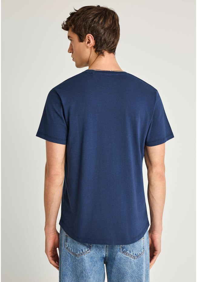 T-shirt με τσέπη στο στήθος
