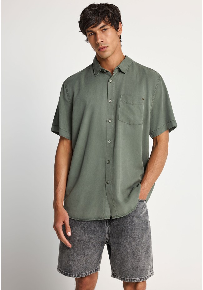 Men's lyocell shirt with chest pocket