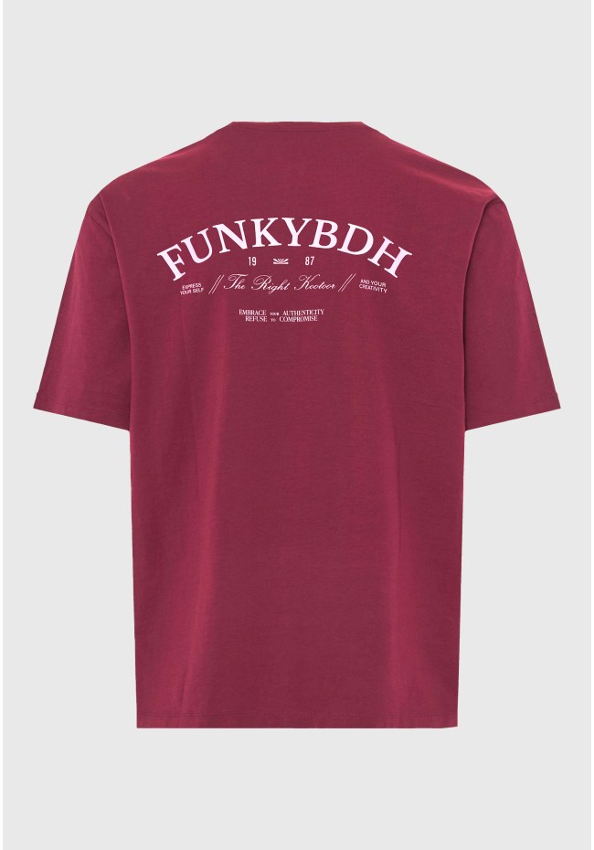 Ανδρικό relaxed t-shirt με τύπωμα στην πλάτη