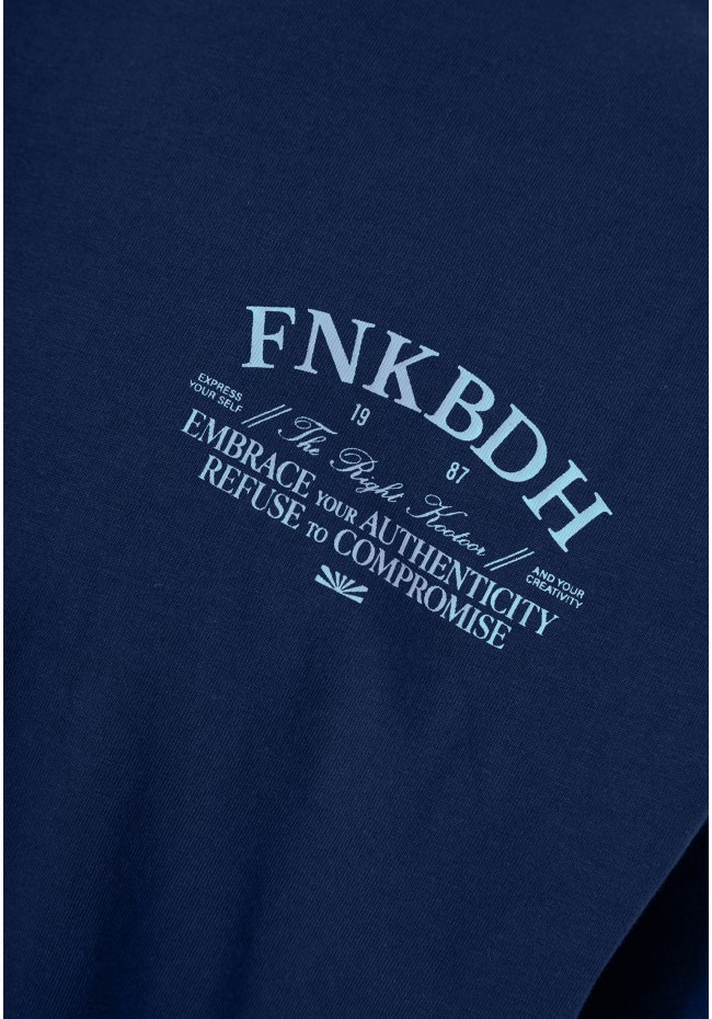 Ανδρικό relaxed t-shirt με τύπωμα στην πλάτη