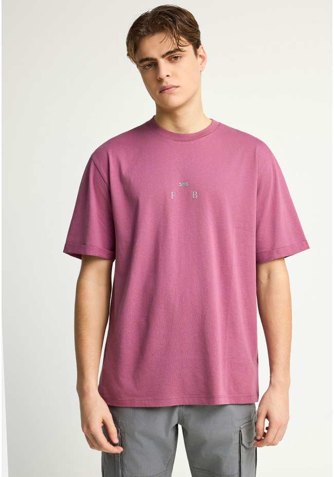 Ανδρικό relaxed t-shirt με τύπωμα στην πλάτη