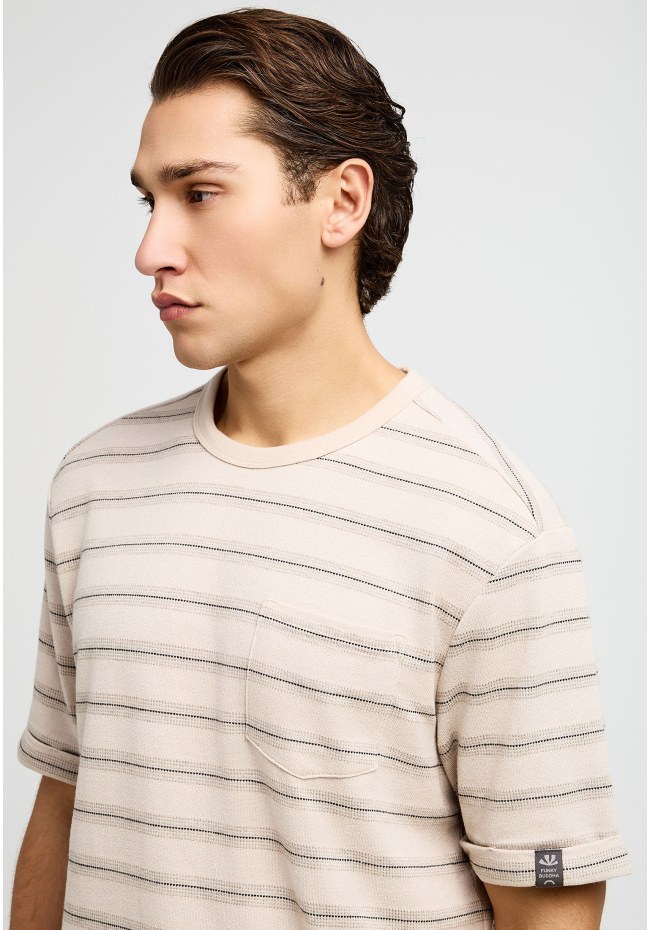 Ανδρικό ριγέ relaxed t-shirt