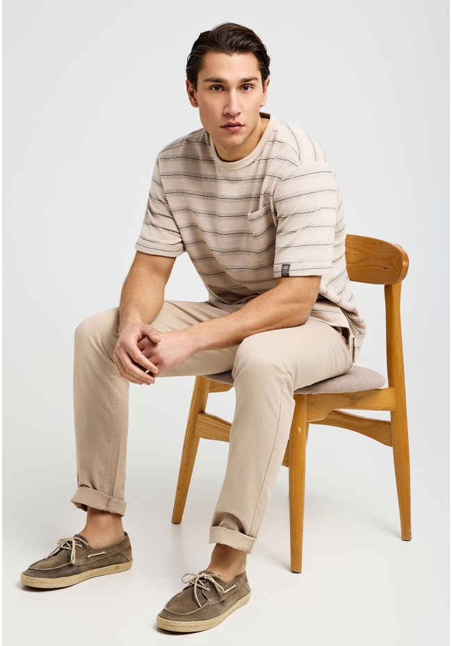 Ανδρικό ριγέ relaxed t-shirt