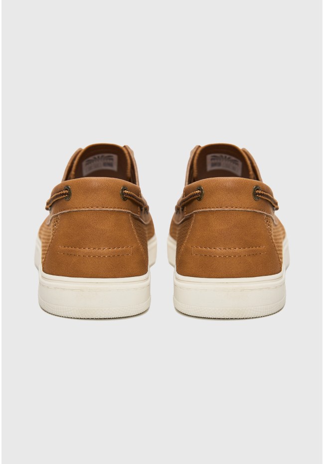 Men's boat shoes