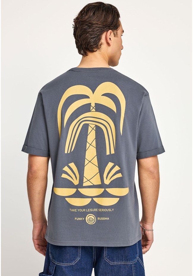 Ανδρικό relaxed t-shirt με τύπωμα στην πλάτη