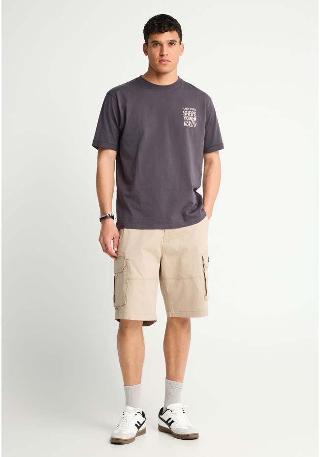 T-shirt με τύπωμα στην πλάτη
