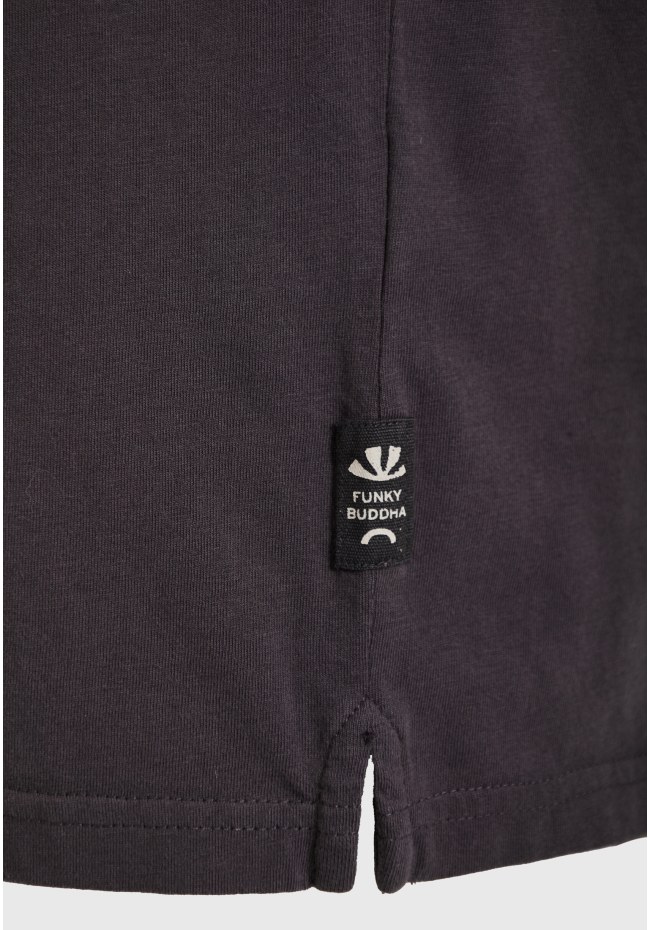 T-shirt με τύπωμα στην πλάτη