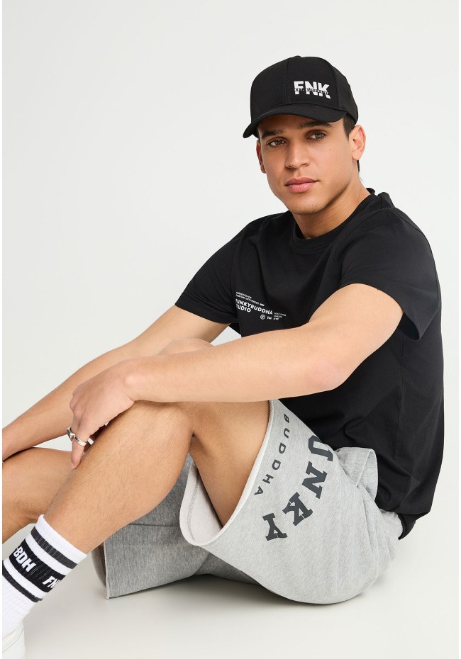 Men's jogger shorts with printed logo