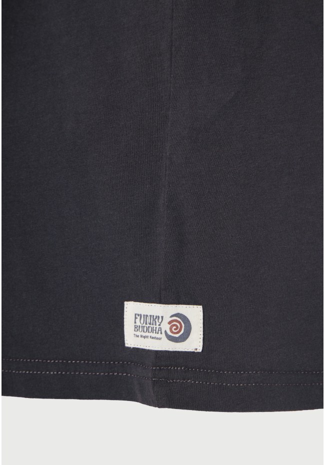 T-shirt με τύπωμα στην πλάτη