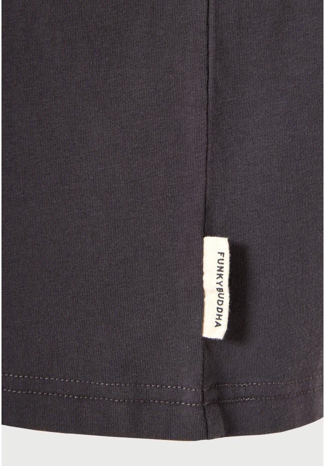 Men's oversized t-shirt with print on the back