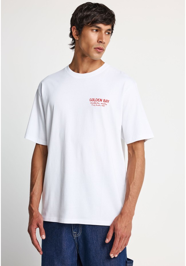 Ανδρικό relaxed t-shirt με τύπωμα στην πλάτη