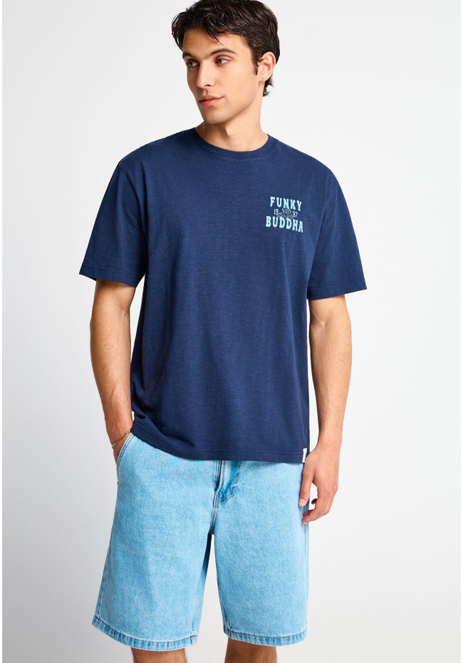 Men's cotton t-shirt with print on the back