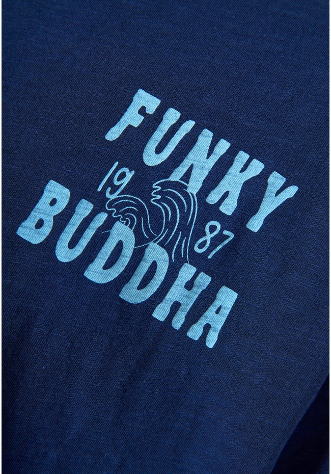 Men's cotton t-shirt with print on the back