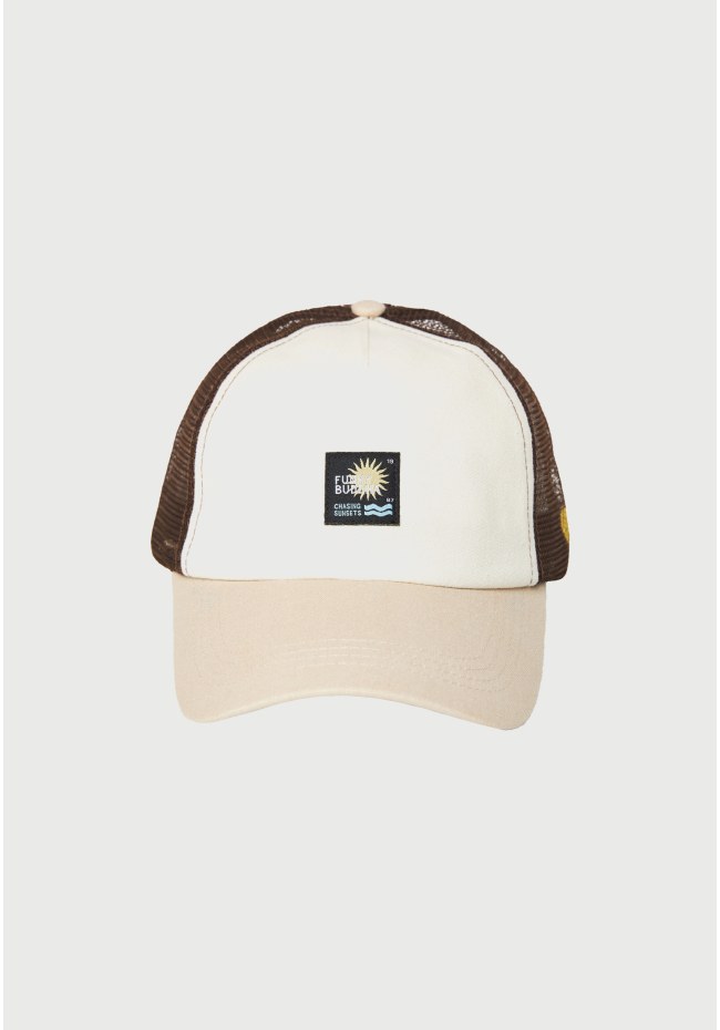 Men's cap with mesh