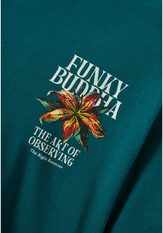 Men's cotton t-shirt with print on the back