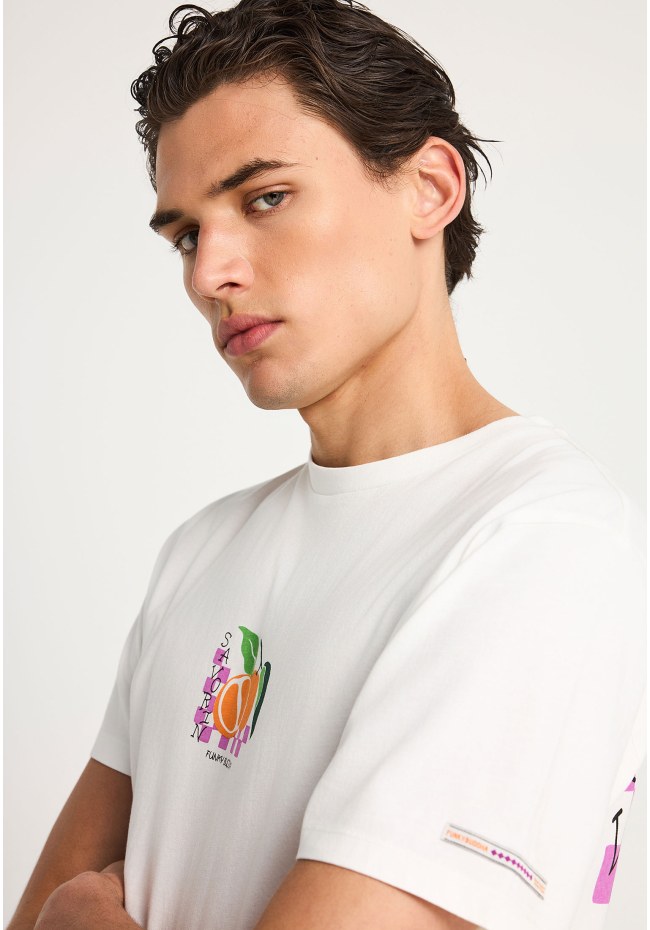 Men's cotton t-shirt with print on the back