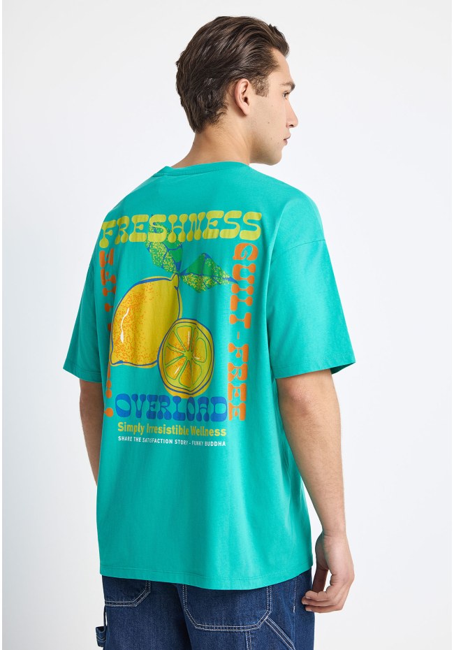 Men's oversized t-shirt with print on the back