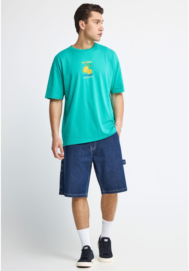 Men's oversized t-shirt with print on the back