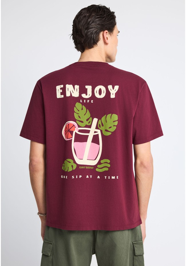Ανδρικό relaxed t-shirt με τύπωμα στην πλάτη